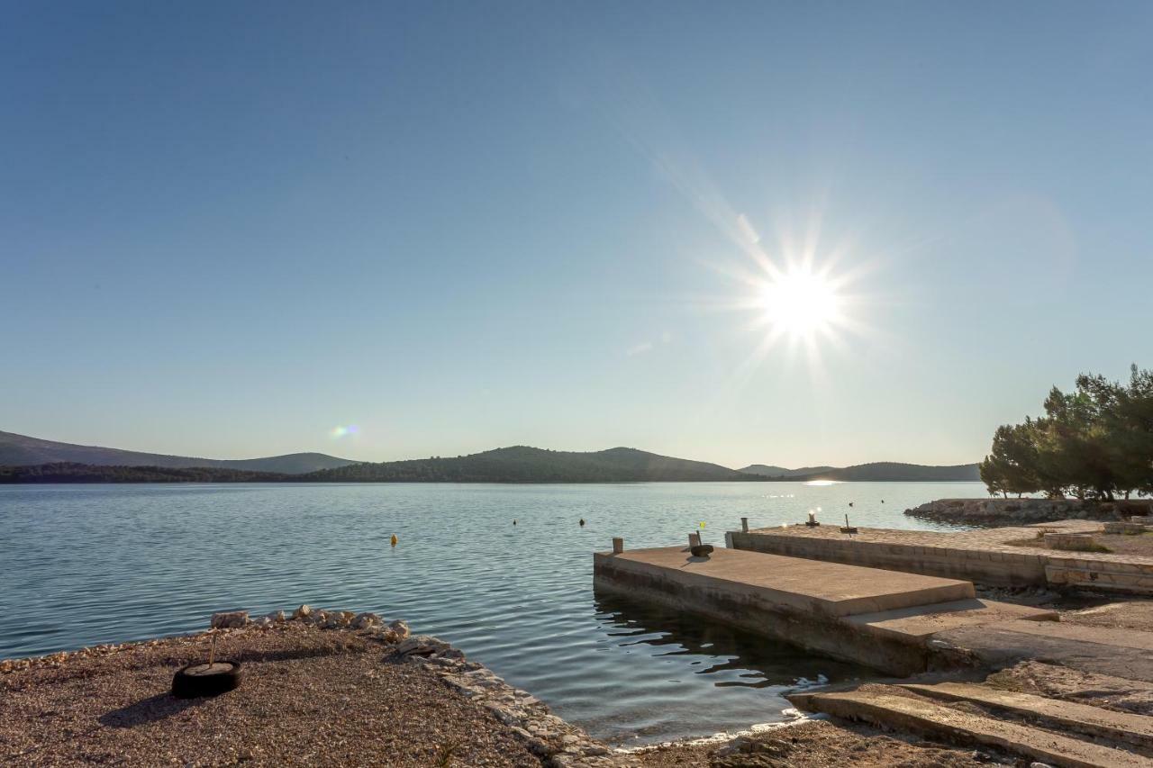 Kuca Skugor Apartamento Šibenik Exterior foto